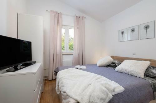 Luxury Villa Cherry In Natural Park