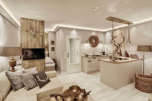 Home Suites Apartment 5