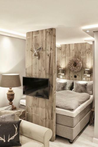 Home Suites Apartment 5