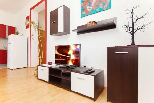 Tena Apartments