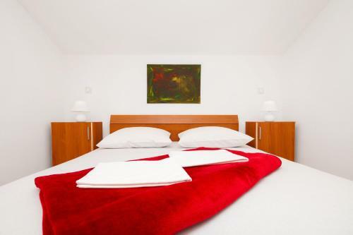 Tena Apartments