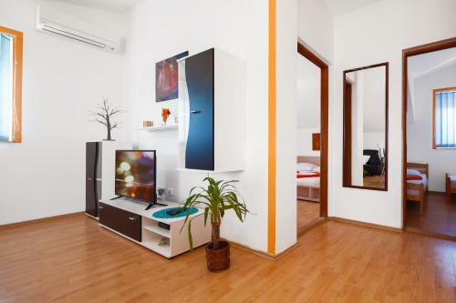 Tena Apartments
