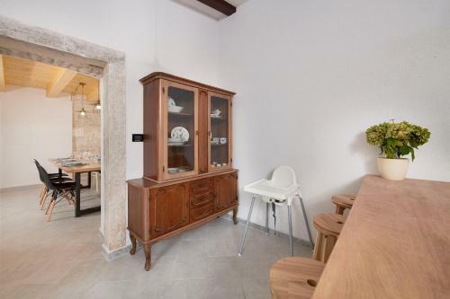 Old Stone Villa With Whirlpool And Sauna