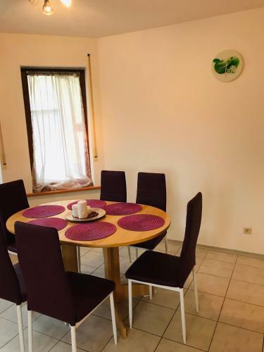 Apartamento Ferienwohnungen Sena, Burgebrach