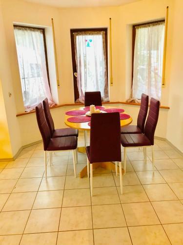 Apartamento Ferienwohnungen Sena, Burgebrach