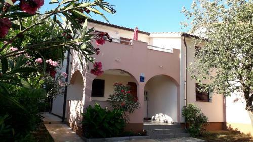 Apartmani Mia