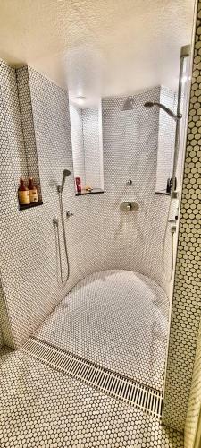Hostal Hotel Pension Linz