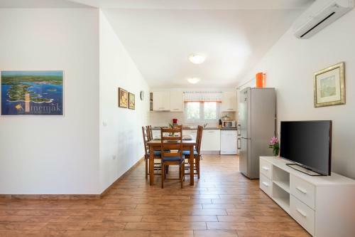 Holiday Home Funtana
