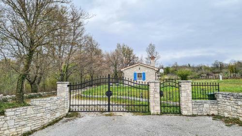 Villa House Avena