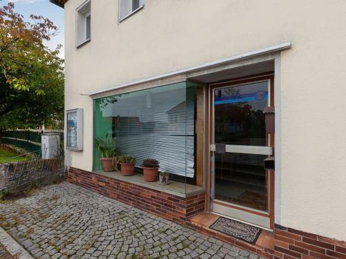 Spacious Apartment In Colmberg With Garden