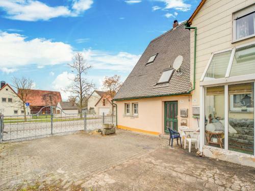 Cozy Apartment In Colmberg With A Garden