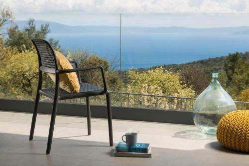 Beautiful Villa Lipa With Pool