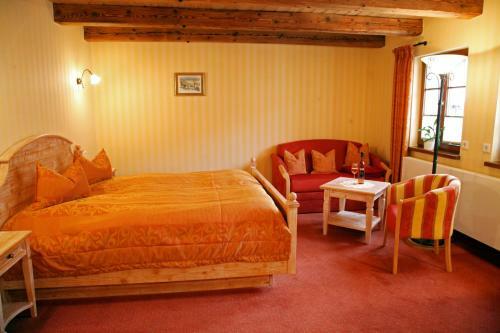 Hostal Weingut Schuh - Pension Zur Bosel