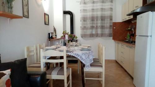 Holiday House Adriana Salakovci