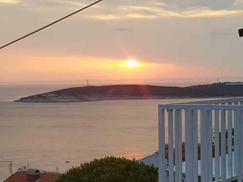 Modern Two Floors Apartment With A Beautiful View