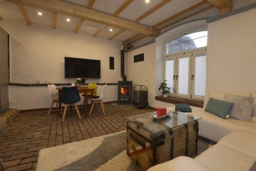 Villa Eifel Kate, Relaxen Mit Sauna Und Whirlpool