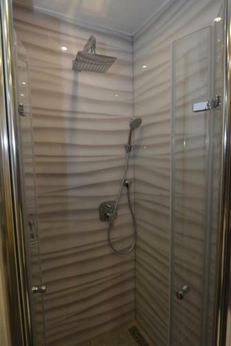 Villa Eifel Kate, Relaxen Mit Sauna Und Whirlpool