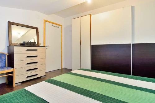 Comfortable Apartment Near Pula