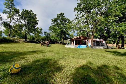 Summer Lodge On Spacious Ranch