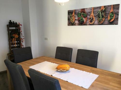 Apartamento Ferienwohnungen Stadtgefl�ster