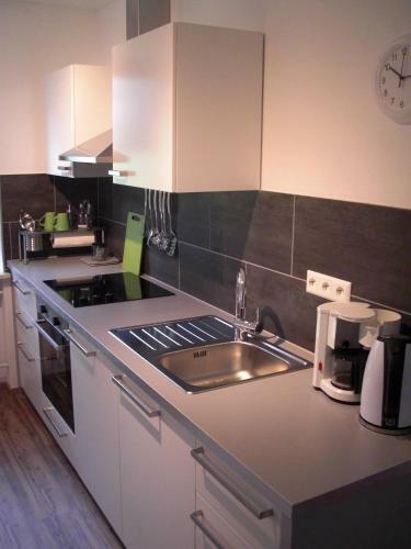 Apartamento Ferienwohnungen Stadtgefl�ster