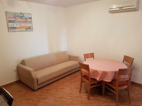 Apartments Eni
