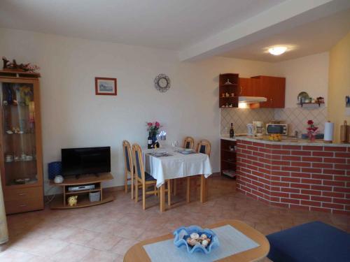 Apartment In Lovran 39367
