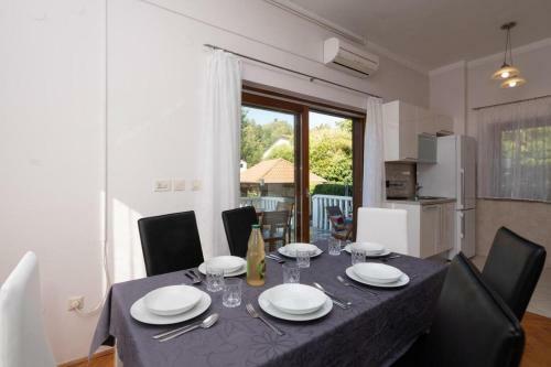Apartman Lara