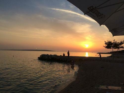 Apartmani Blazevic - 90m From Sea
