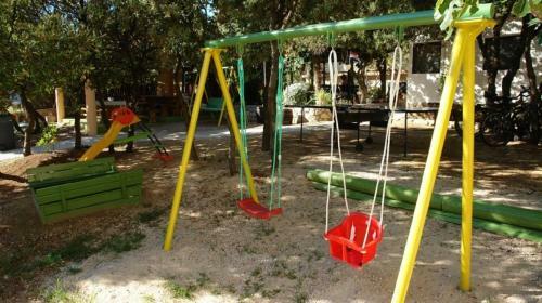 Apartments Mare-200 M From The Beach