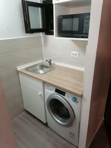 Studio Apartman Enya