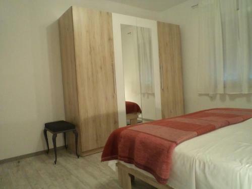 Apartments With A Parking Space Lopar, Rab - 17436