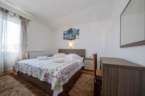 Paradise Apartments