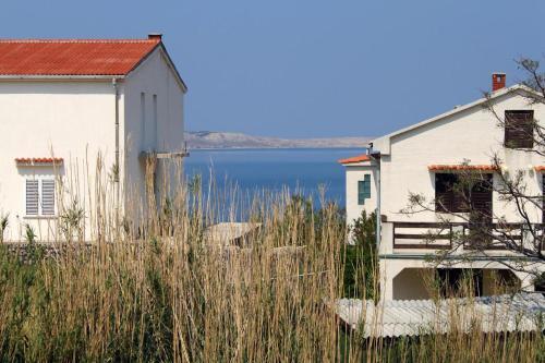 Apartment Metajna 527h