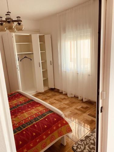 Apartment Metajna 527h