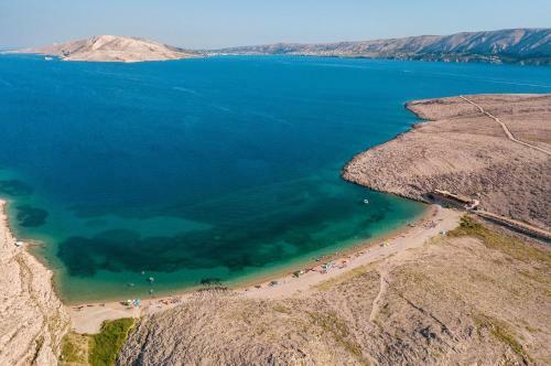 Apartments With Privat Beach And Boat Dock