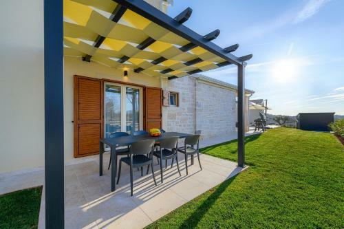 Beautiful Villa Oliva
