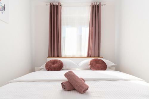 Apartments Lux 2 - Heated Pool
