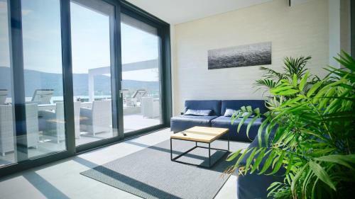 Sky Beach Aparthotel