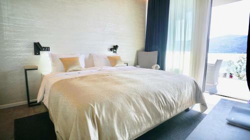 Sky Beach Aparthotel