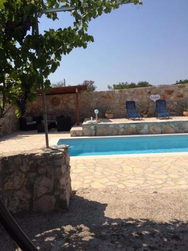 Villa Emari
