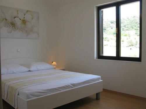 Apartment Palit 16356b