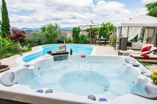 Villa Gala & Villa Galina