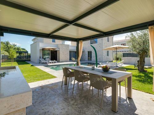 Villa Bvillas