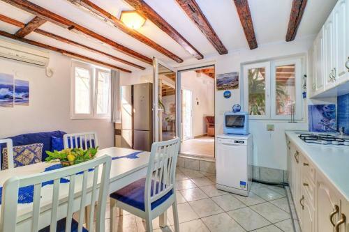 Hostal Apartmani Rukoni? Aleksandar