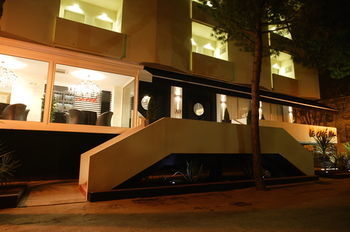 Hotel Le Cin�ma