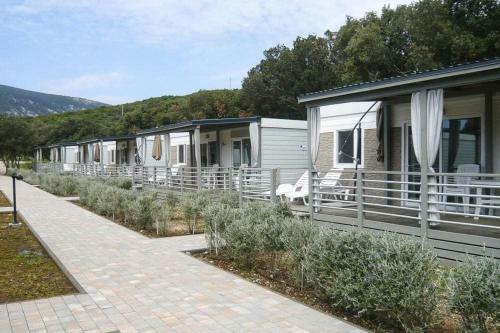Mobile Homes Camp Lopari, Nerezine