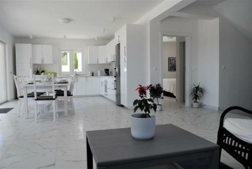 Villa Lovisa, Private Pool And Amazing Sea View