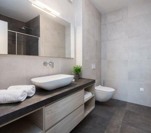 Luxury Villa Duboka View