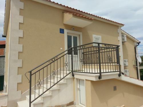 Apartments Listes